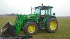 John Deere 5620