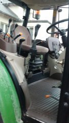 John Deere 5720