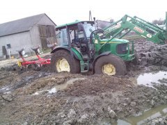 John Deere 5720