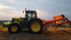 John Deere 6115M & Konskilde Delta HSF 250