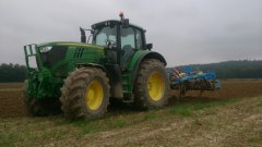John Deere 6170 M & Farmet triolent 3m