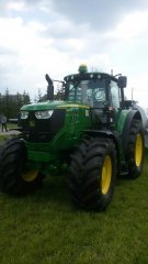 John Deere 6195M