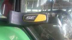 John Deere 6320