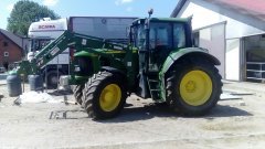 John Deere 6830