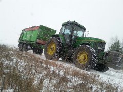 John Deere 7700