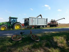 John Deere 830 & lexion 480 & lexion 540