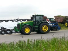 John deere 8345r