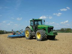 John Deere & Lemken