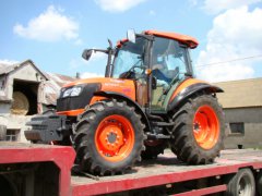 Kubota M7040