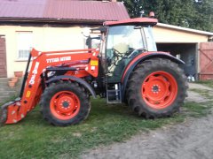 Kubota m8560