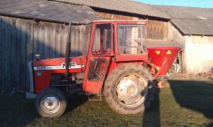 Massey Ferguson 235+rozsiewacz nawozów