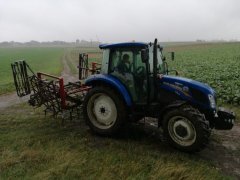 New Holland i brona