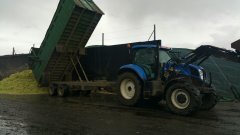 New Holland & Przyczepa