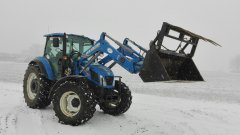 New Holland T4. 95