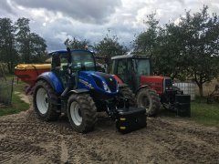 New Holland T5