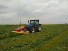 New Holland T6030 + Pottinger Novacat 302