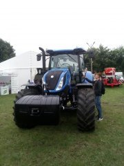 New Holland t6.175