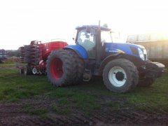 New Holland T7040 + Väderstad