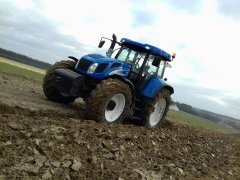 New Holland  T7550