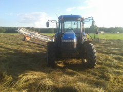 New holland td5030