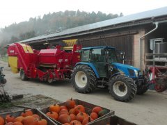 New Holland TL100A + Grimme SE75-40