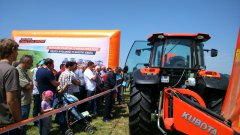 Pokazy zielonkowe Kubota Tractor Show w Jasienicy