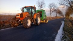 Renault Ares 620rz & John Deere 592