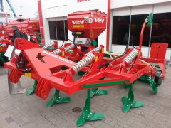 Agro-Masz AP 30 z siewnikiem poplonów