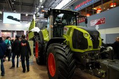 Claas Axion