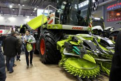 Claas Jaguar 900