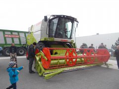 Claas Tucano 320