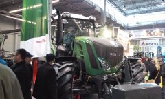 Fendt 824