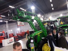 John Deere 5085M