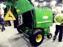 John Deere F440E