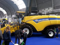 Kombajn New Holland