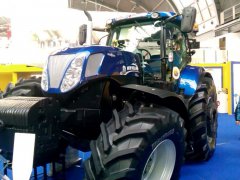 New Holand seria T7