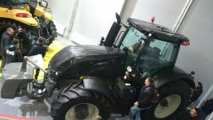 Valtra S374