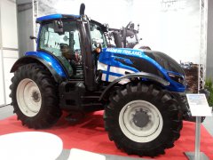 Valtra T144