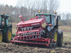 John Deere + Dziekan