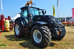 Valtra T214