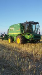 John Deere W540