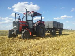 Massey Ferguson 235 & Przyczepa