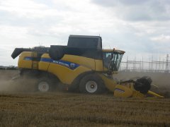 New Holland CX8080 Elevation