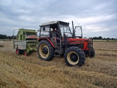 Zetor 7245 + Claas Rollant 44s