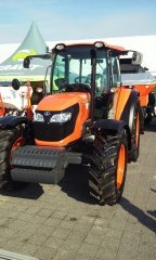 Kubota M9960