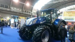 NEW HOLLAND AGROTECH 2016