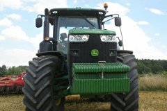 John Deere 8310r