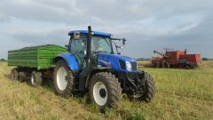 Żniwa 2016.  New Holland T6. 175    BIZON Z056