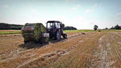 Belarus 820 + Claas Rollant 44