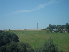 claas dominator 86 w oddali